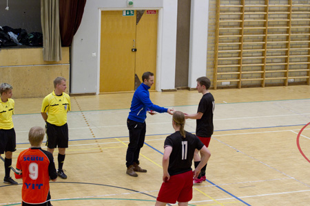 Kuva 8.12.2012 Huhtaharjulla pelatusta ottelusta Feeniks - PoPS-78